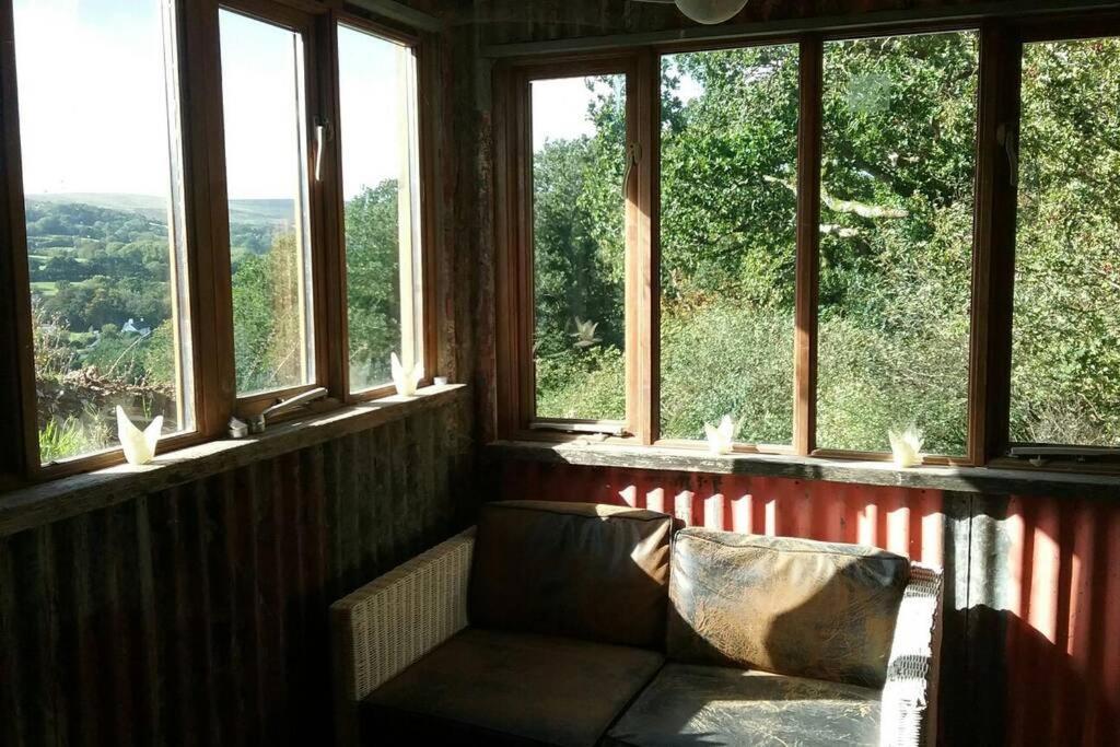 Foxesden, Unique Eco Cabin, Dartmoor Views South Brent ภายนอก รูปภาพ